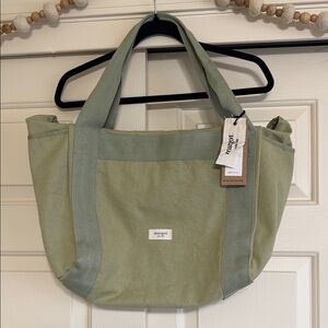 Margot Green Tote Bag with Durable Canvas Design